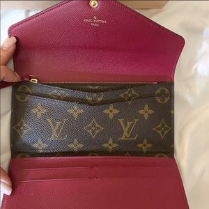 Louis Vuitton Josephine wallet